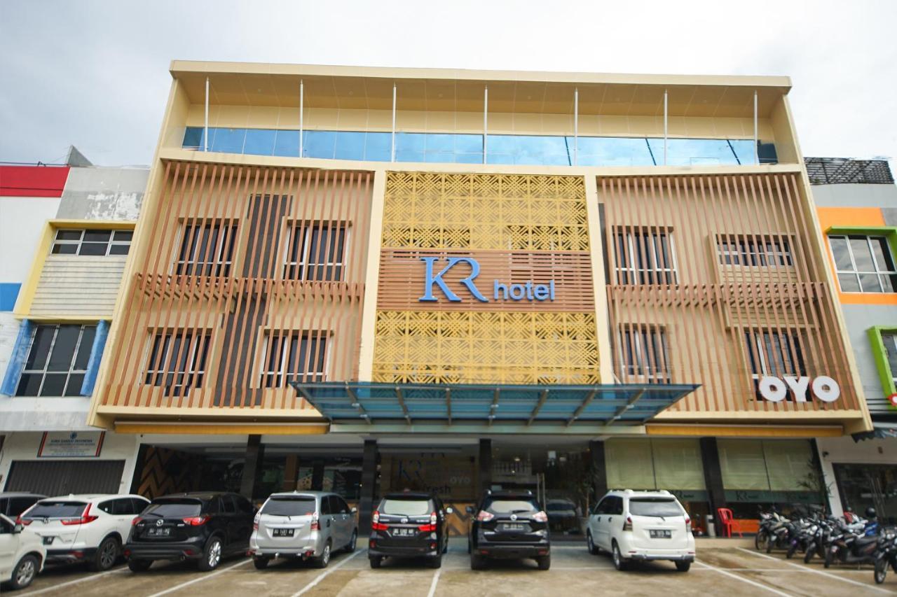 Oyo 344 Kr Hotel 巨港 外观 照片