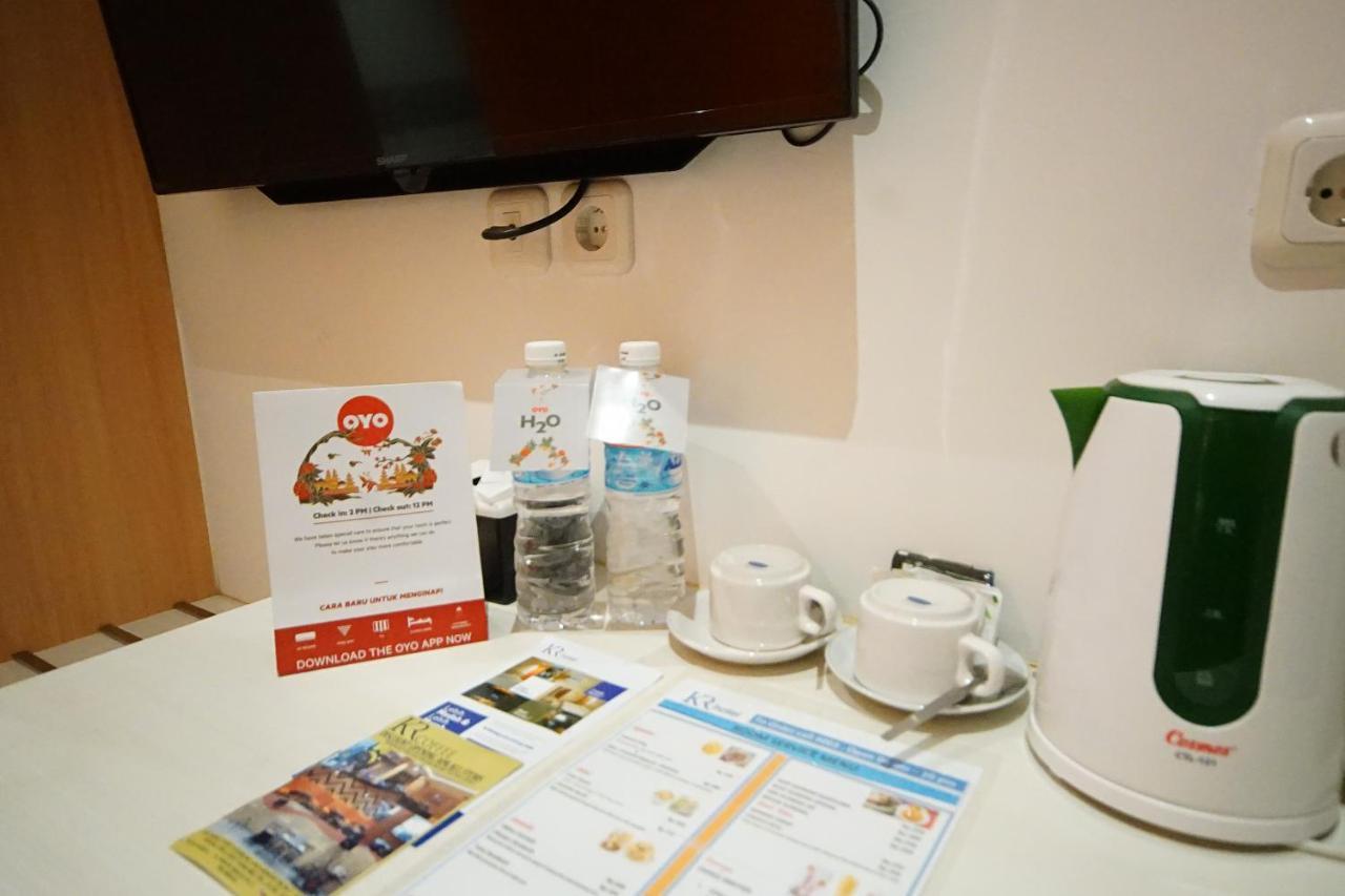 Oyo 344 Kr Hotel 巨港 外观 照片