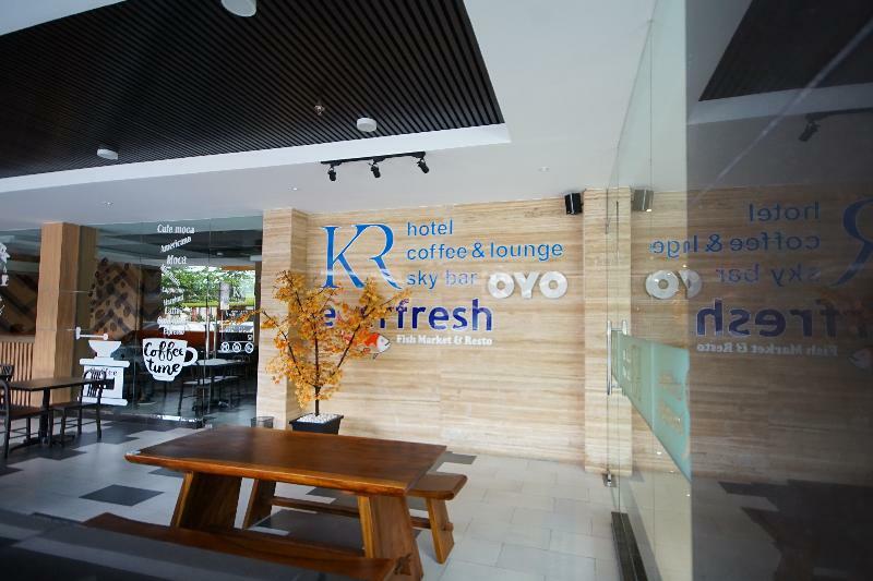 Oyo 344 Kr Hotel 巨港 外观 照片