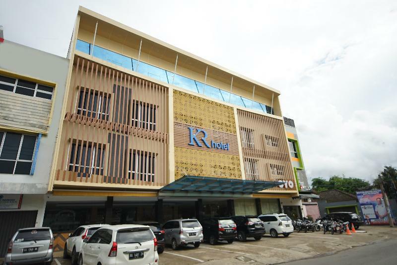 Oyo 344 Kr Hotel 巨港 外观 照片
